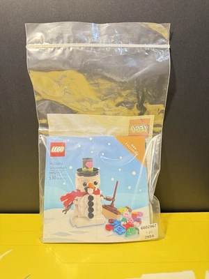 Lego- HOLIDAY SNOWMAN- Barnes And Noble- Limited Edition PROMO - 130 Pcs SEALED - Image 1 of 4