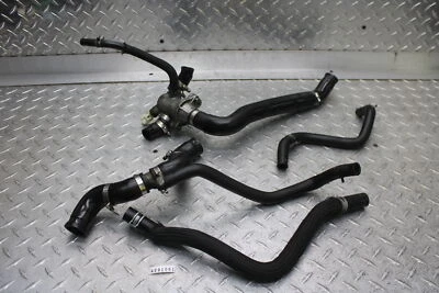 Suzuki vstrom 650 DL650A 2013 carcasa termostato abs 17662-02F11 17670-06G60 Foto 1 de 4