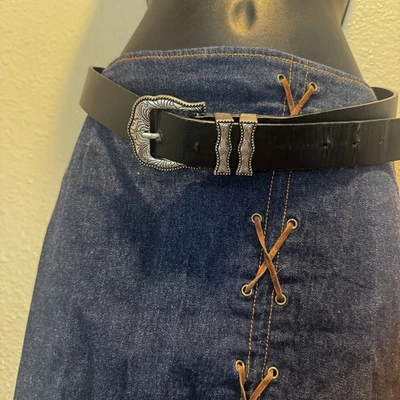  Cinturón mujer negro y plata firma estilo western talla pequeña/mediana  Foto 1 de 4