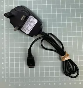 Hauptnetzteil passend für Nintendo Gameboy Advance SP - Ausgang: 5VDC 500mA - Bild 1 von 2