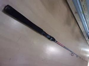 PENN FIERCE IV 6 foot 6 inch SPINNING ROD - Picture 1 of 6