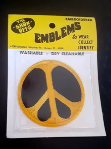 VINTAGE 1969 THE SHOW OFFS EMBLEMS -HIPPIE PEACE SIGN EMBLEM, CHICAGO USA - Picture 1 of 2