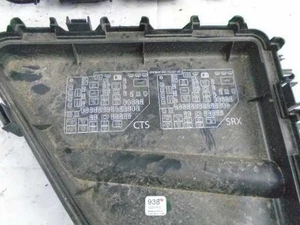 SRX       2006 Fuse Box, Engine 48213 - Picture 1 of 6