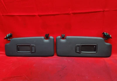 BMW F48 X1 2016-2022 CONJUNTO PARASOL DELANTERO IZQUIERDO Y DERECHO NEGRO Foto 1 de 4