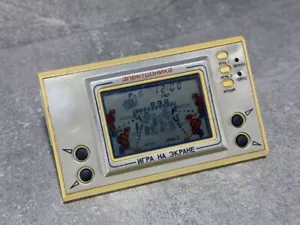 Vintage electronic game hockey/arcade/rare pocket LCD game/USSR/ORIGINAL travel - Picture 1 of 10