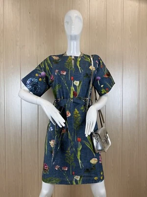 Mini Vestido MOSCHINO BOUTIQUE NUEVO CON ETIQUETAS 2021 Multi Floral Algodón Sarga 36 Foto 1 de 4
