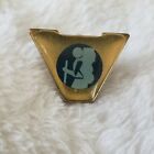 Vintage Hiking Backpacking Triangular Lapel Pin 1 Inch ou40 outdoors
