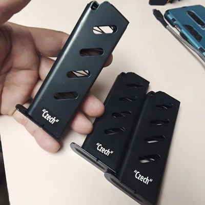 1 nueva pistola militar excedente checa CZ52 7,62x25 cargador de 8 rondas MA763 Foto 1 de 4