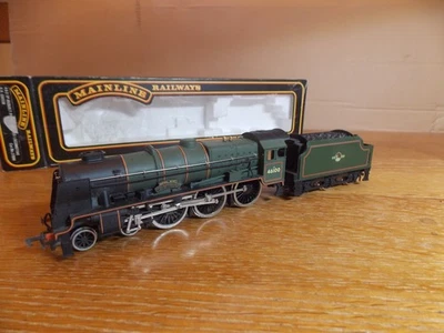MAINLINE 37-066 LMS ROYAL SCOT CLASS 4-6-0 LOCO No 46100 ROYAL SCOT in BR Green - Image 1 of 4