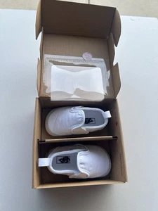 VANS Infant Baby Size 3 Classic Slip-On Crib Shoes White - Picture 1 of 5