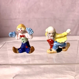 Bug House Clowns Porcelain Miniature Colorful Happy Big Hands Taiwan 2 inches - Picture 1 of 9
