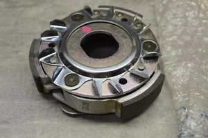 Embrayage Piaggio 125 Vespa Zip X8 X9 mp3 Liberty Berverly Gilera DNA CM161202 - Imagen 1 de 6