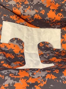 Tennessee Volunteers Sweatshirt Camouflage Decke Power T (54 x 84) - Bild 1 von 5