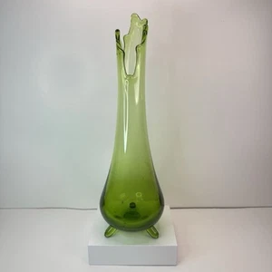 Vintage LE Smith Avocado Green Glass 3 Smooth Toe Swung Vase 13” EUC - Picture 1 of 11
