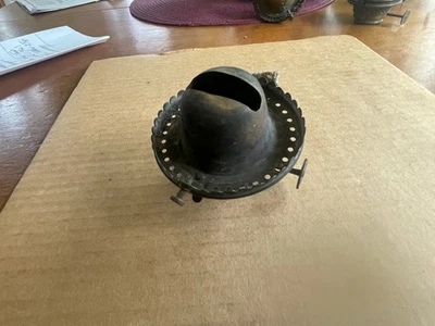 QUEMADOR DE LATÓN ABATIBLE CON BISAGRAS MOLINO N.º 2 PARA CHIMENEA LABIO CON BRIDA DE 2 5/8" Foto 1 de 4