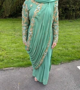 ELEGANT DESIGNER BOUTIQUE PARTY/WEDDING GREEN WOMENS SAREE SARI SUIT SIZE 10 - Picture 1 of 8