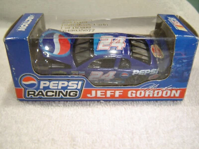 Capa de ação JEFF GORDON #24 PEPSI 1999 BGN abertura 1/64 - Imagem 1 de 2