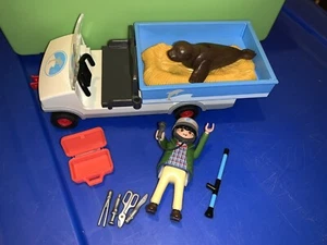 **Playmobil**Guardián del zoológico**Figura y auto/camión/caddy** - Imagen 1 de 6