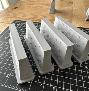 HO Scale Double Track Bridge Pier Set Of 4 - Picture 1 of 6
