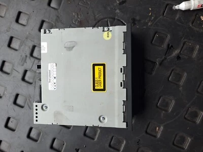 SK1* Skoda Octavia Combi 2 1Z5 BJ2006 CD Wechsler 1Z0035111A - Bild 1 von 4