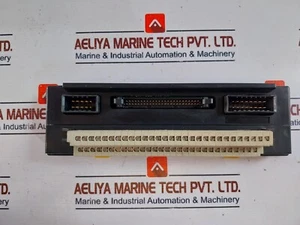 Yoshida Electric PS5D-IVN-LA Terminal Block 125V 1A - Picture 1 of 8