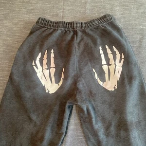 Pantalón de chándal esqueleto mano en trasero personalizado tie dye tobillo puño mujer S 28-30 - Imagen 1 de 9