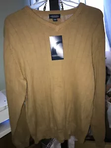 NWT CONSENSUS TAUPE Light Brown Knit V-Neck Sweater 100% Cotton Men's Size M NEW - Picture 1 of 8