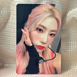 Kimlip Official MMT Photocard Loona 2022 1st World Tour LoonaTheWorld Kpop - Picture 1 of 2