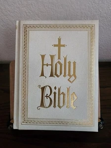 Nelson Family Reference Bible 744W Red Letter Edition White Faux Leather In Box - Bild 1 von 12