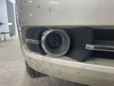 Luz de conducción usada se adapta a: Chevrolet Malibu 2010 parachoques antiniebla montado grado Foto 1 de 4