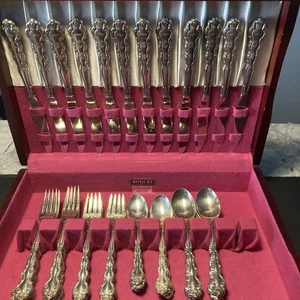 Juego de cubiertos Oneida Community plato plata servicio Beethoven para 12, 60 piezas - Imagen 1 de 4