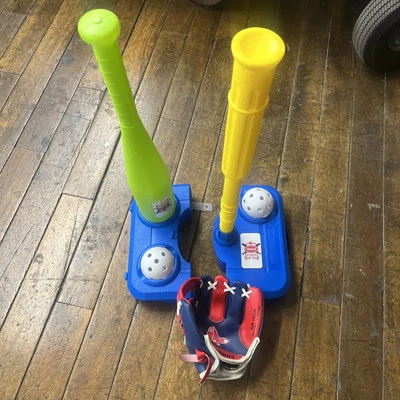 SUPER RARE New Boston Red Sox FRANKLIN Hood Kid Nation Glove And Batting Tee New - Image 1 of 4