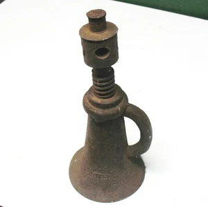 Antiguo Gato Tornillo Tamaño Pequeño 1 X 6, Oxidado, Reliquia, Decoración Cueva Hombre, Ferrocarril - Imagen 1 de 6