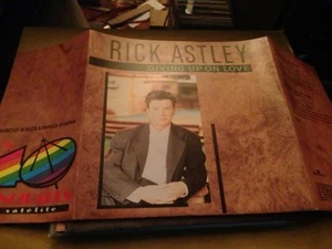 RICK ASTLEY SPANISH RADIO PROM0 7" SINGLE SPAIN GIVING POSTER SLEEVE - Bild 1 von 1