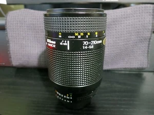 Nikon AF D Nikkor 70-210mm f/4-5.6 Lens - Picture 1 of 11