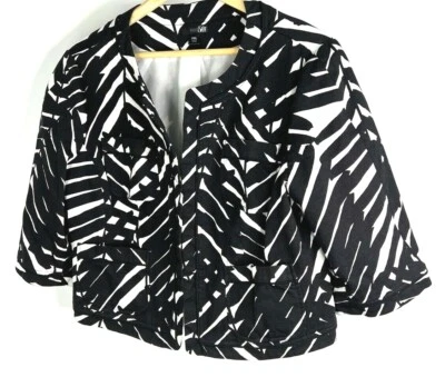 Chaqueta de traje para mujer East Fifth Petite en blanco y negro con manga 3/4. Talla PXL Foto 1 de 3