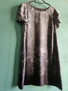 Ladies Summer Silky Summer Cruise Dress Size 18 - Picture 1 of 7