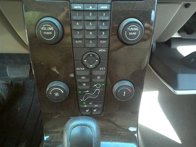 Audio Equipment Radio Control Panel Fits 04-07 VOLVO 40 SERIES 308837 - Image 1 of 1