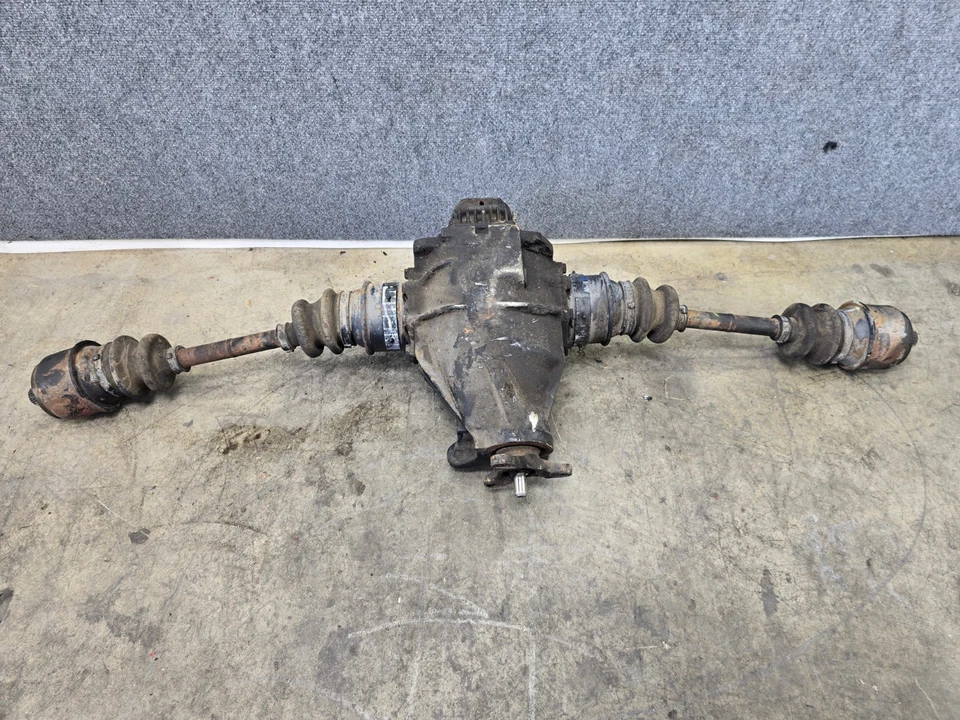Conjunto diferencial trasero mercedes r107 450sl 560sl oem Foto 1 de 4