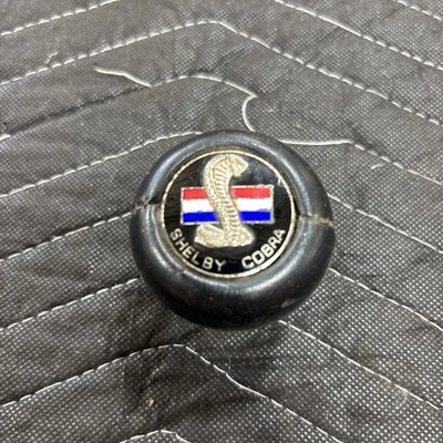 FORD SHELBY COBRA ENVOLTURA DE CUERO Y PERILLA DE CAMBIO MANUAL COSIDA DE COLECCIÓN Foto 1 de 4