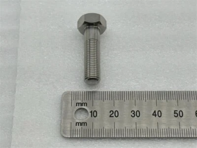 BMW R24 HANDLEBAR CLAMP HEX BOLT M8X30-8.8 07119912452 - Изображение 1 из 3