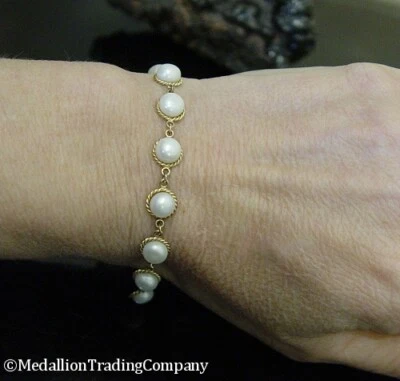 14k Yellow Gold 6mm White Button Mabe Pearl Rope Bezel Link Bracelet 7.5 Inch - Image 1 of 4