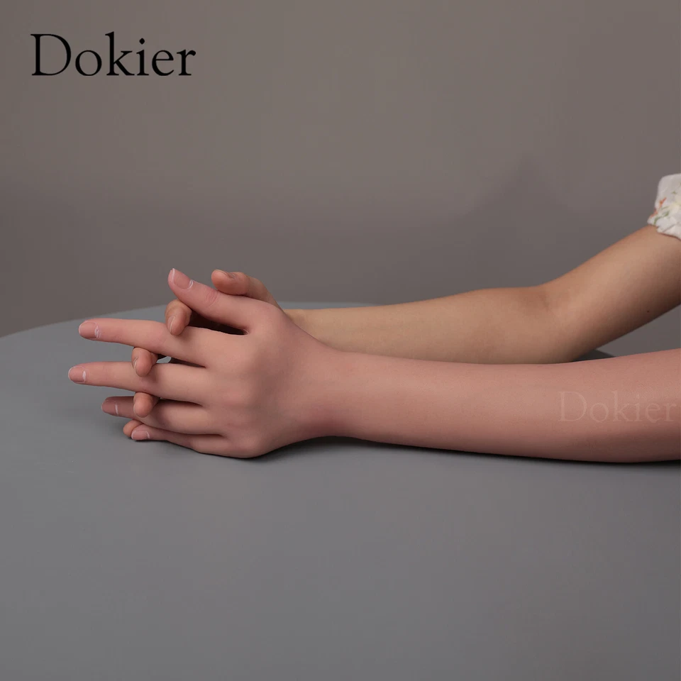 Guantes de silicona realistas para mujeres guantes de mano venas piel para travesti juegos con disfraces Foto 1 de 4