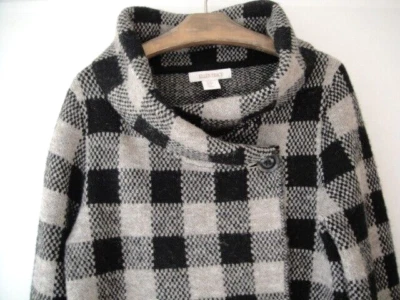 Ellen Tracy Size M Plaid Cropped Sweater Jacket - Image 1 of 4