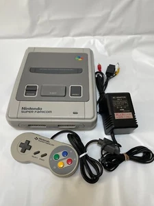 Consola de juegos Nintendo Super Famicom SHVC-001 SET probado funcionando SNES NTSC-J - Imagen 1 de 50