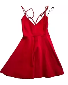 WINDSOR rotes KLEID kurz gekreuzter Träger hinten fällt extra klein aus - XS - Bild 1 von 3