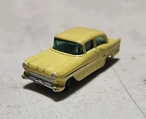 Vintage Lesney Matchbox #45 Vauxhall Victor England Yellow Black Wheels - Picture 1 of 7