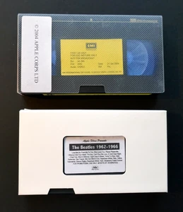 THE BEATLES WERBE-VHS-KASSETTEN " ERSTER US-BESUCH & 1962-1966 - Bild 1 von 3