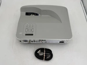 Proyector láser Optoma ZH400UST 1080p ultra corto alcance blanco - Imagen 1 de 10