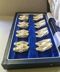 Ein Set aus acht silbernen Ortsnamenhaltern von Camelot Silberbesteck, Birmingham 1997 - Bild 1 von 6